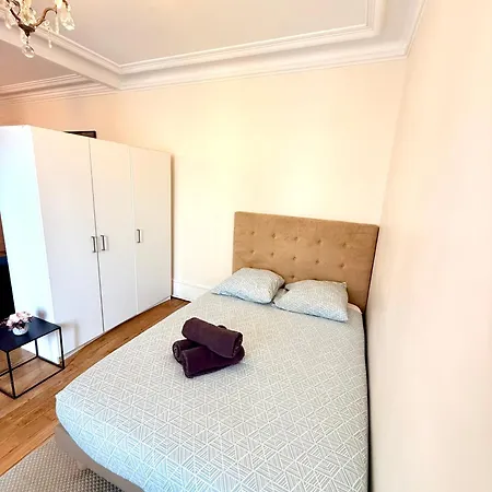 Apartment Tour Eiffel Chapu *